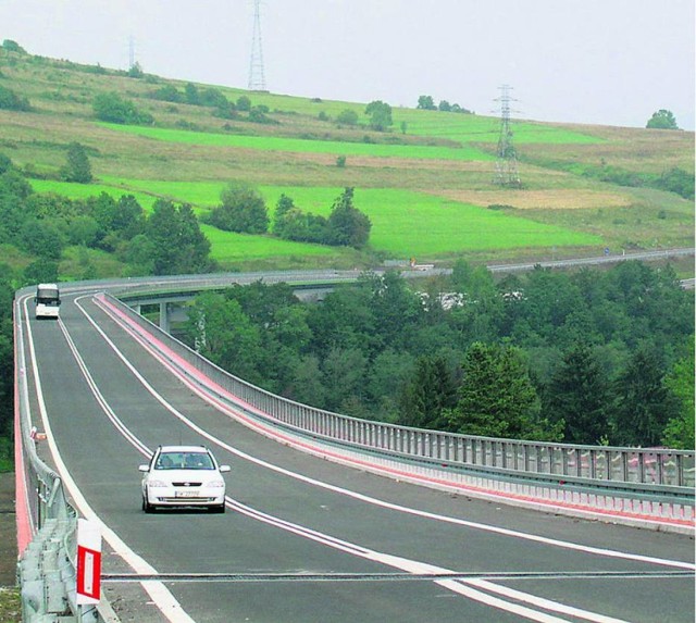 Droga S 1 w Lalikach. Taka musi powstać w Węgierskiej Górce.