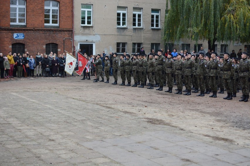 Przysięga uczniów III LO w Grudziądzu [wideo, zdjęcia]