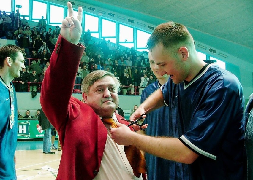 Legenda kołobrzeskiej koszykówki rozgrywa mecz o życie. Pomóżmy mu wygrać.