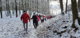 WOŚP 2021: spacer nordic walking po Żabińskich Górach za nami. Śnieg nie przeszkodził w wyprawie [ZDJĘCIA]