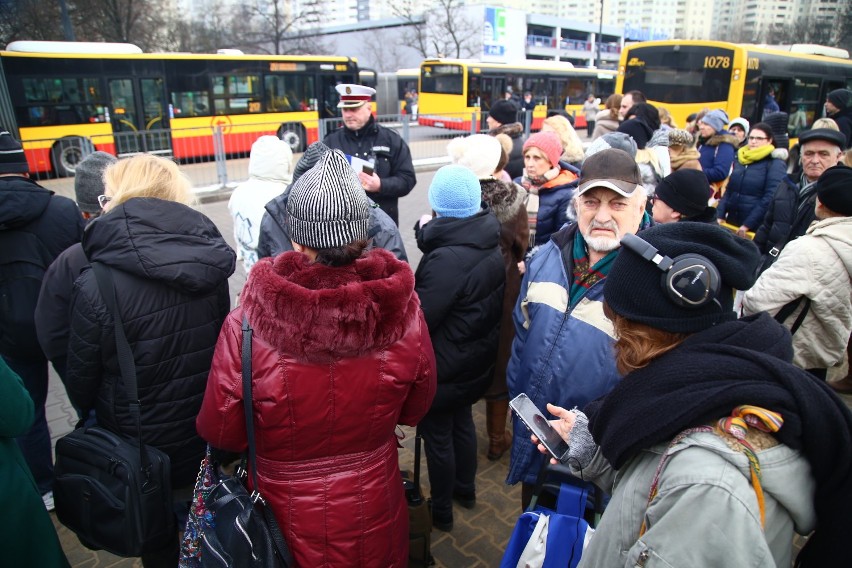 Awaria prądu w Warszawie. Tak wyglądał paraliż komunikacyjny...