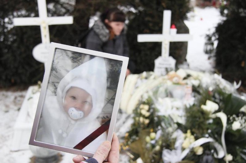 Dziecko Agnieszki Zakrzewskiej zmarło na sepsę.