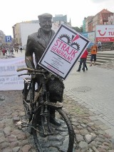 Protest w Poznaniu - Manifestacja przy Starym Marychu [ZDJĘCIA]