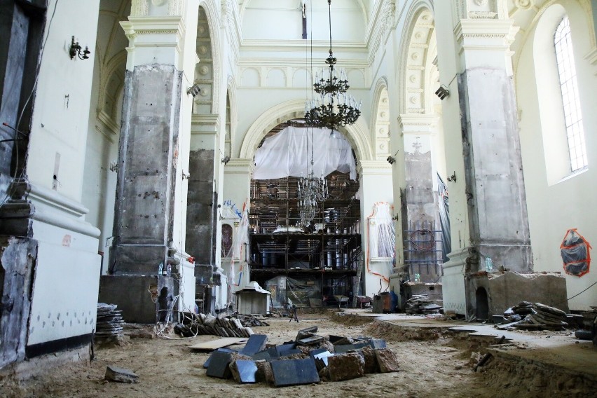 Jak przebiega remont kościoła w parafii pod wezwaniem św. Pawła przy ul. Bernardyńskiej w Lublinie? [ZDJĘCIA]