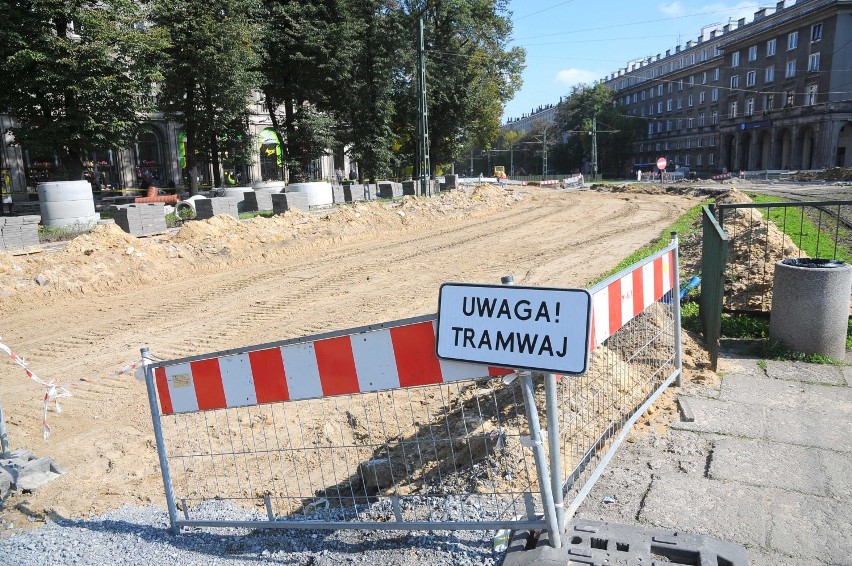 Kraków: remont placu Centralnego [ZDJĘCIA]