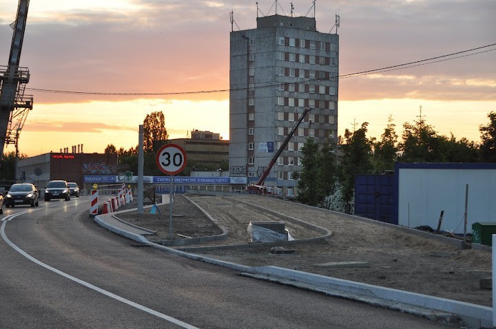 Nowy most w Toruniu. Zaawansowanie prac na przełomie maja i czerwca [ZDJĘCIA]