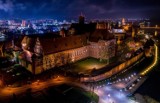 Jak wygląda Malbork nocą? Tak miasto widzą użytkownicy Instagrama. Więcej uroku, świateł niż... mroku. Zobaczcie piękne zdjęcia