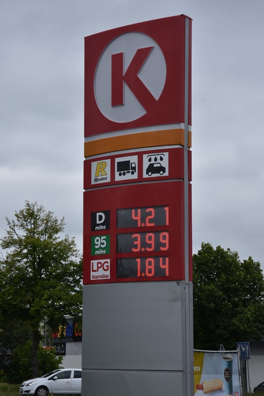 Sprawdź jak kształtują się ceny paliw w Śremie