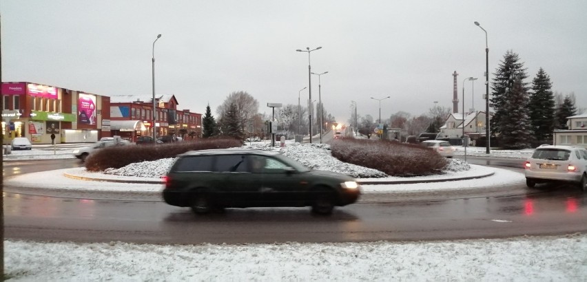 Pruszcz Gdański. Zimowy początek 2021 roku. Sypnęło śniegiem. Zobaczcie zimowe zdjęcia miasta i ulic |ZDJĘCIA