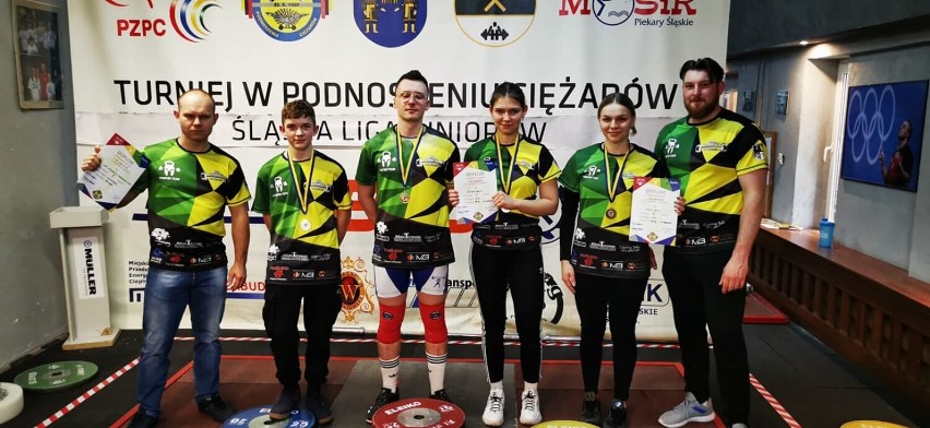 W Piekarach Śląskich odbyły się Mistrzostwa Śląska do lat 17 i do lat 23 w Podrzucie