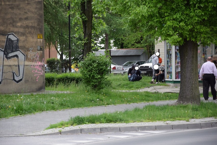 Ulubionym miejscem spotkań głównie młodzieży, jest zaplecze...