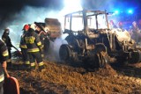 Pożar w Łagiewnikach - spalił się ciągnik, presa i zboże na pniu [ZDJĘCIA]