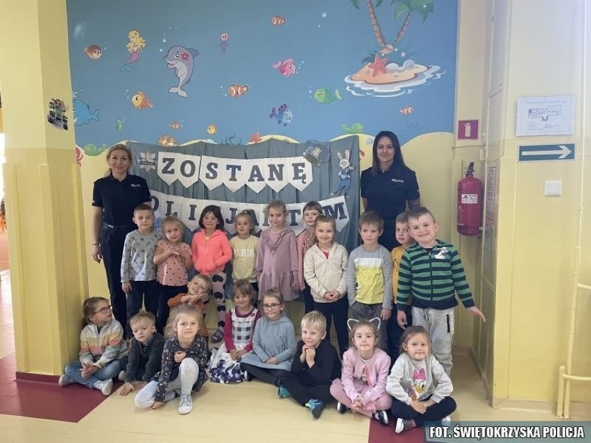 W Kielcach policjantki spotkały się z przedszkolakami. Uczyły dzieci mówić „nie”