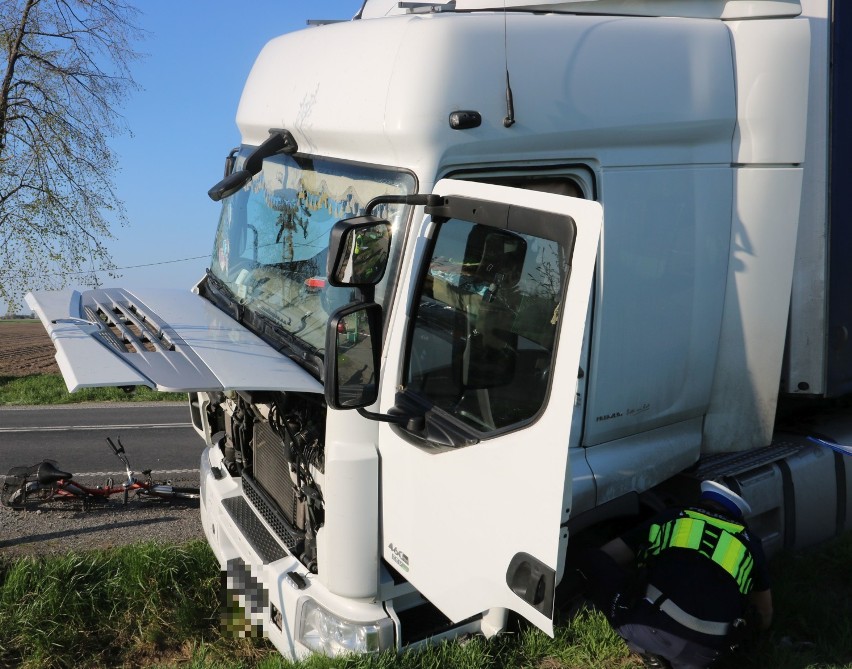 Tragiczny wypadek w regionie. Nie żyje 66-latek [zdjęcia]