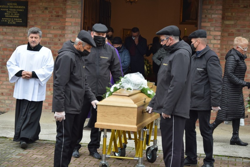 Wieluń. Pogrzeb Renaty Kosmędy