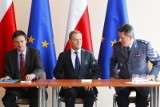Donald Tusk wizytował sztab policji w Poznaniu [ZDJĘCIA]