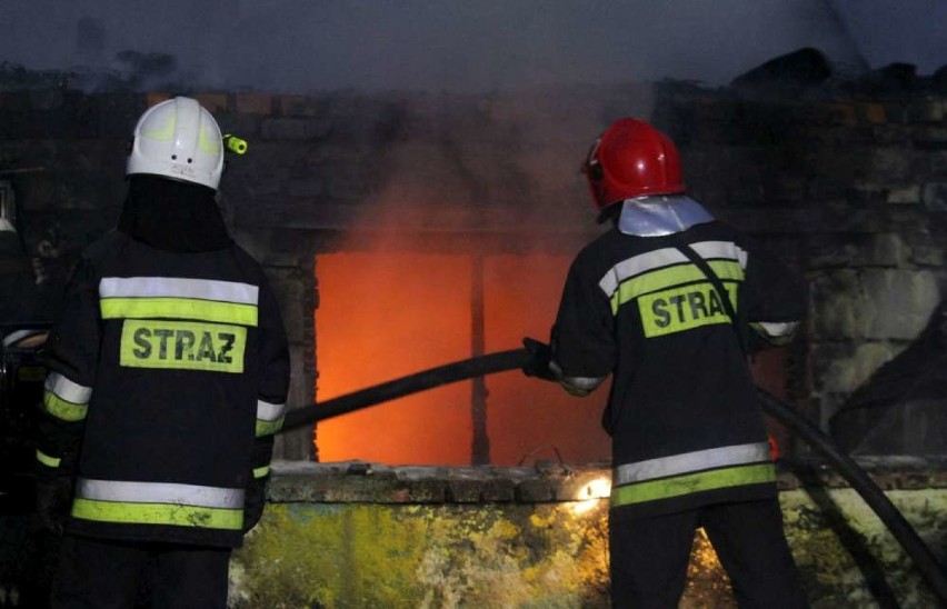 Pożar budynku ośrodka leczenia uzależnień. 9 osób przewiezionych do szpitala