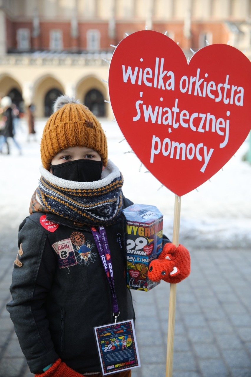 Wielka Orkiestra Świątecznej Pomocy na ulicach Krakowa.