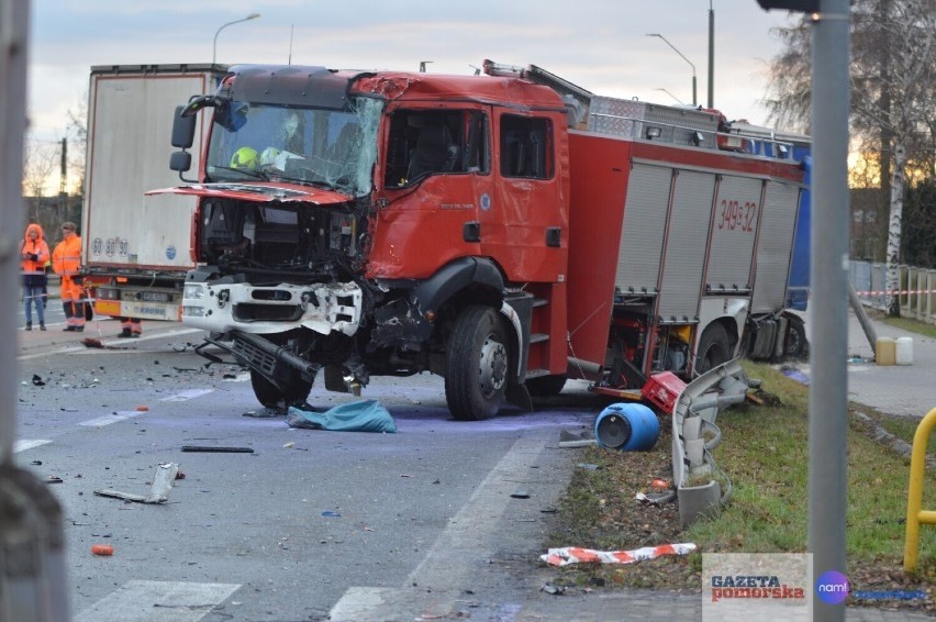 Tragiczny wypadek strażaków. Jednostki z terenu pow. wieluńskiego składają kondolencje