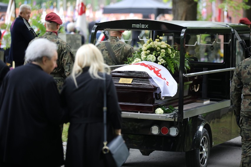 Uroczystości pogrzebowe zmarłego 25 czerwca Wojciecha...