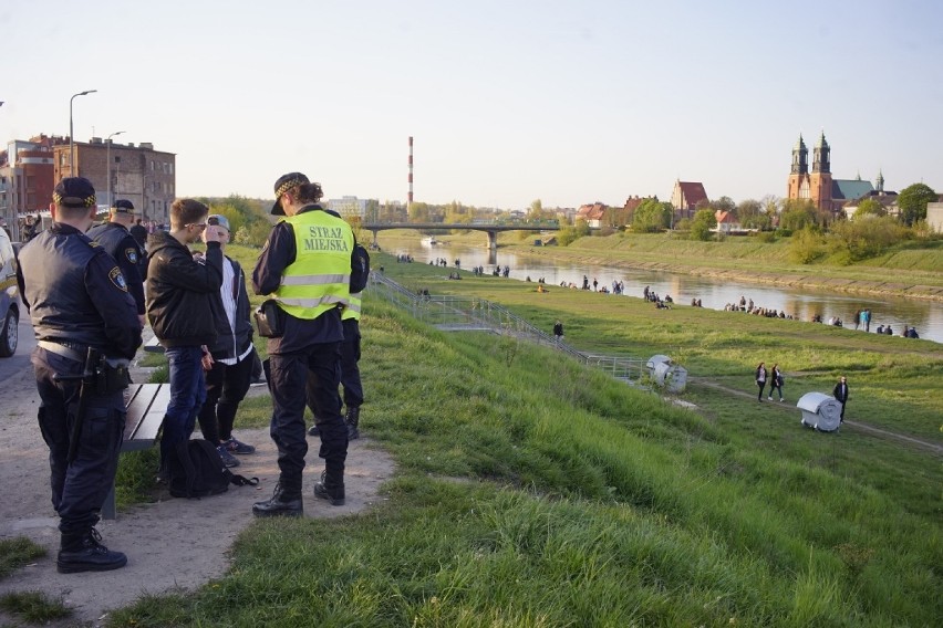 Będą mandaty za śmiecenie nad Wartą