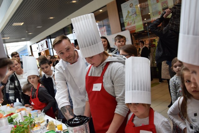 Mateusz Gessler w galerii Odrzańskie Ogrody.