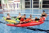 Złotowski trening kajakowy w pływalni Laguna z ZKE
