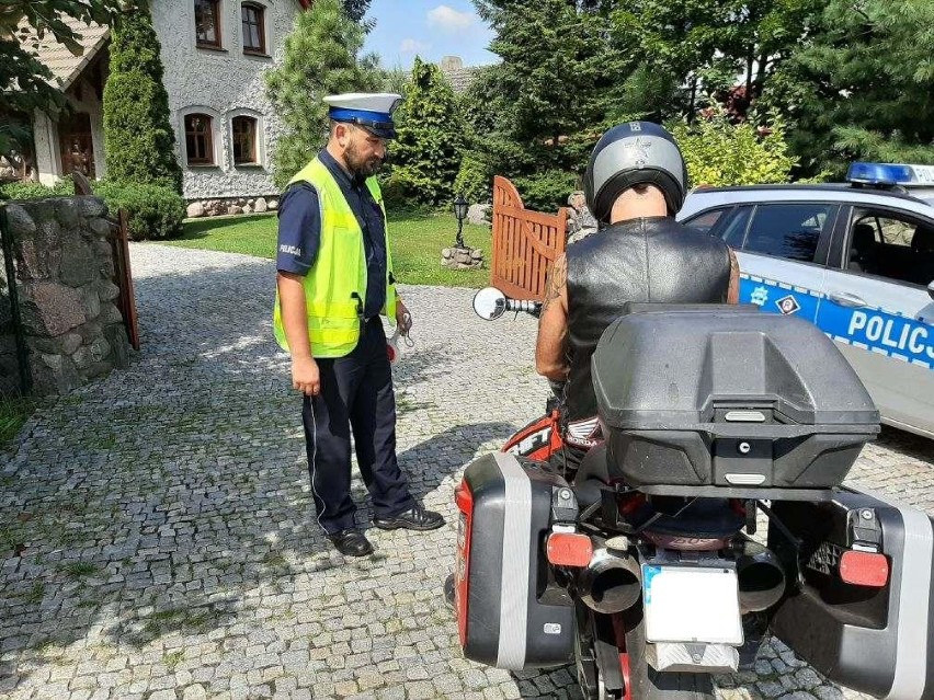 Sezon motocyklowy otwarty. Policjanci apelują o bezpieczeństwo [ZDJĘCIA]              