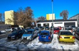 Co dalej z parkingiem na Wyżynach w Bydgoszczy? Mieszkańcy: - Chcą nam tu wcisnąć blok