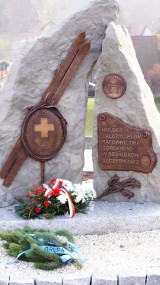 Pomnik w hołdzie założycielom ratownictwa górskiego w Beskidach [ZDJĘCIA]