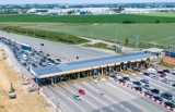 Koniec opłat za autostrady? Ustawa trafi teraz do podpisu prezydenta. W przepisach znalazły się także ograniczenia