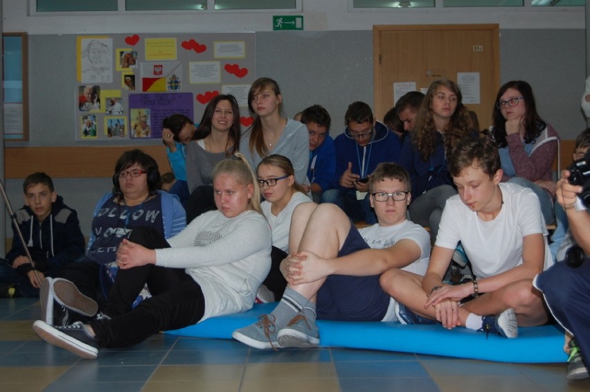 Europejski Dzień Przywracania Czynności Serca Restart a Heart - Gimnazjum nr 2 w Żukowie 2015