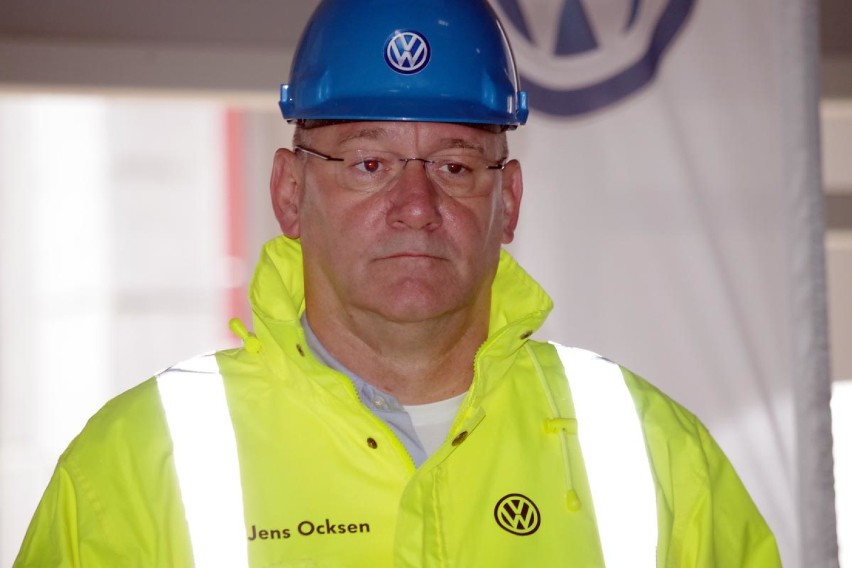 Volkswagen w Białężycach: Zawieszenie wiechy.