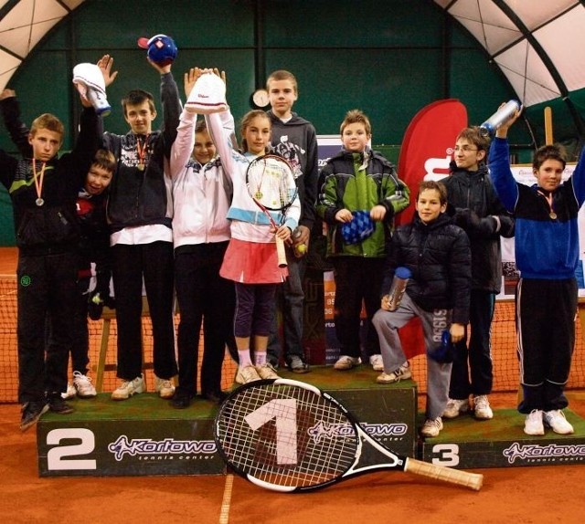 Uczestnicy zmagań w kategorii makro-tenis