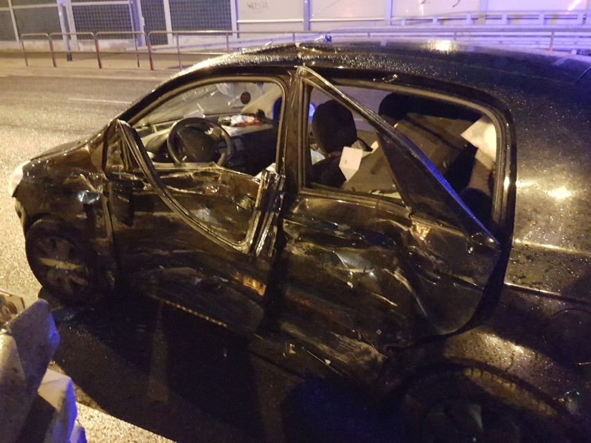 Wypadek na skrzyżowaniu Bartoszewskiego i Demokratycznej
