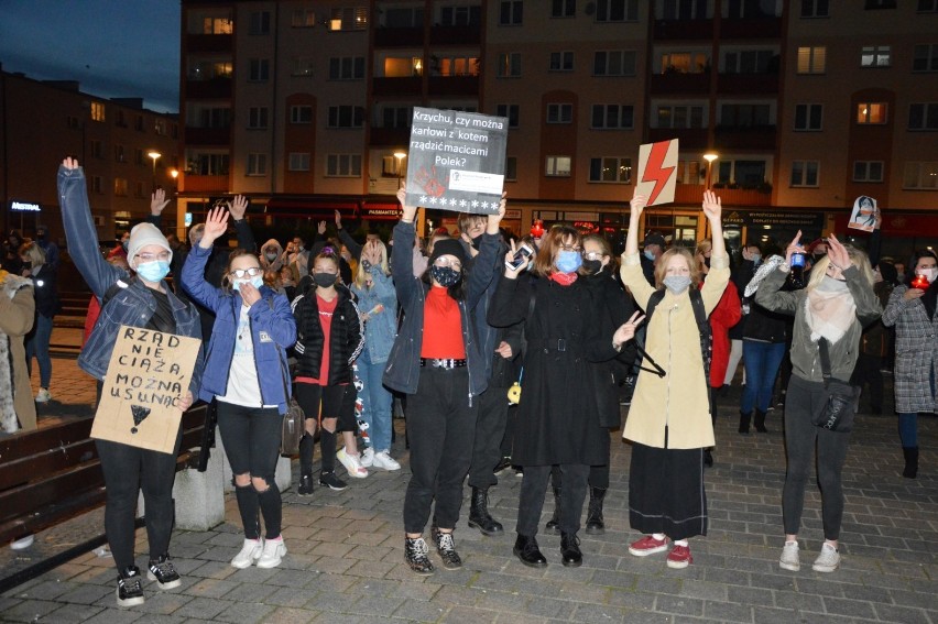 Lębork. Dziś na placu Pokoju kolejna demonstracja niezadowolenia