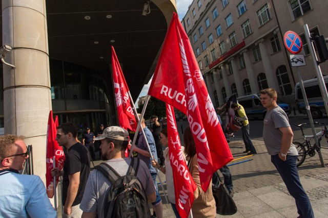 Ruch Narodowy protestował przeciwko Unii Europejskiej i Imigrantom [ZDJĘCIA]