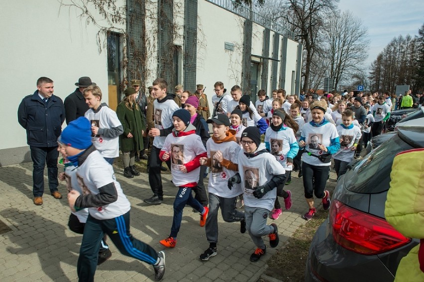 Bochnia. W Parku Uzbornia odbył się Bieg Tropem Wilczym - zobacz zdjęcia 