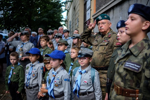 Obchody rocznicy wybuchu II Wojny Światowej przy dawnej katowni Gestapo na ul. Urszulańskiej