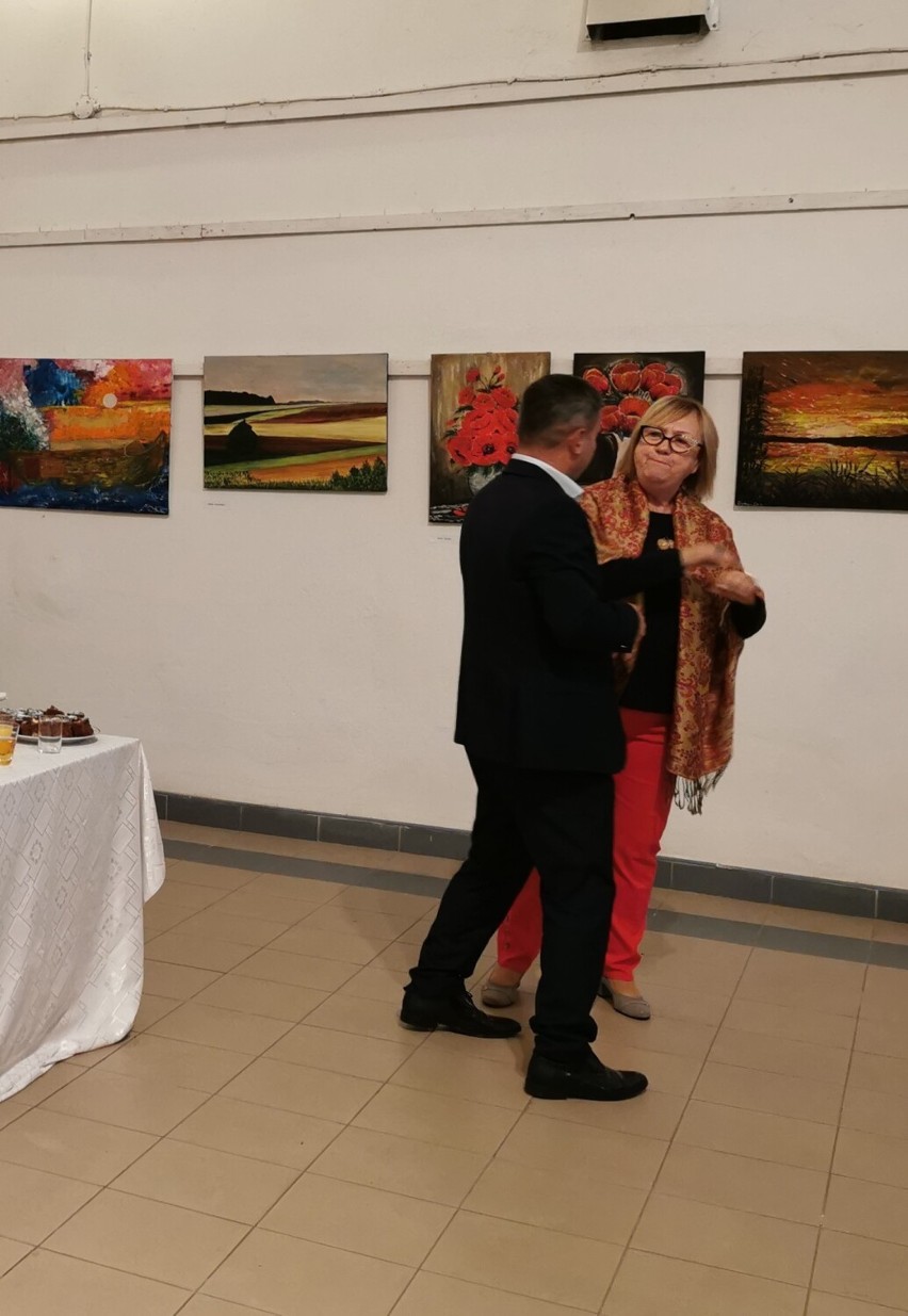  Artyści z chełmskiej "Pasji"zaprezentowali swoje prace na wystawie poplenerowej. Zobacz zdjęcia