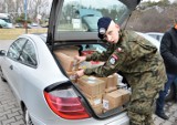 Zbiórki darów, żywności i lekarstw dla Ukrainy w Piotrkowie. Ogromny odzew mieszkańców całego powiatu ZDJĘCIA