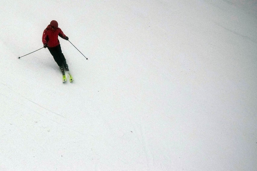 W Bieszczadach i Beskidzie Niskim działają wszystkie stacje narciarskie. Zdjęcia ze stoku Gromadzyń w Ustrzykach Dolnych