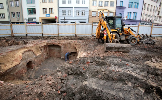 Ruszyły prace wykopaliskowe przy ulicy Wielka Odrzańska na ...