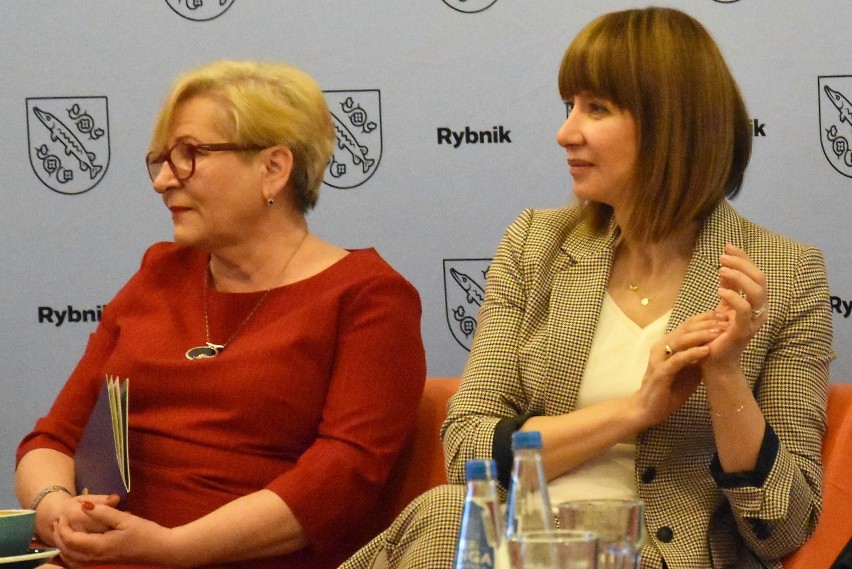 Kobiety dają radę smogowi w Rybniku. Aktorka Grażyna Wolszczak wygrała w sądzie ale jest pesymistką w sprawie walki ze smogiem
