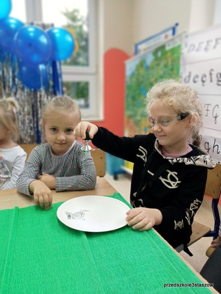 Dzieci z przedszkola numer 3 w Staszowie obchodziły swoje święto (ZDJĘCIA)