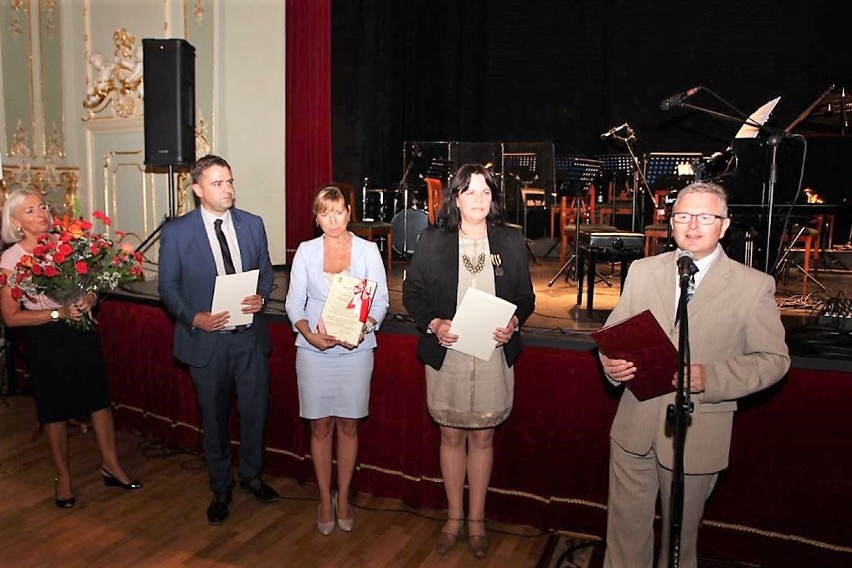 Towarzystwo Miłośników Szczawna uhonorowane odznaczeniem Zasłużony dla Województwa Dolnośląskiego