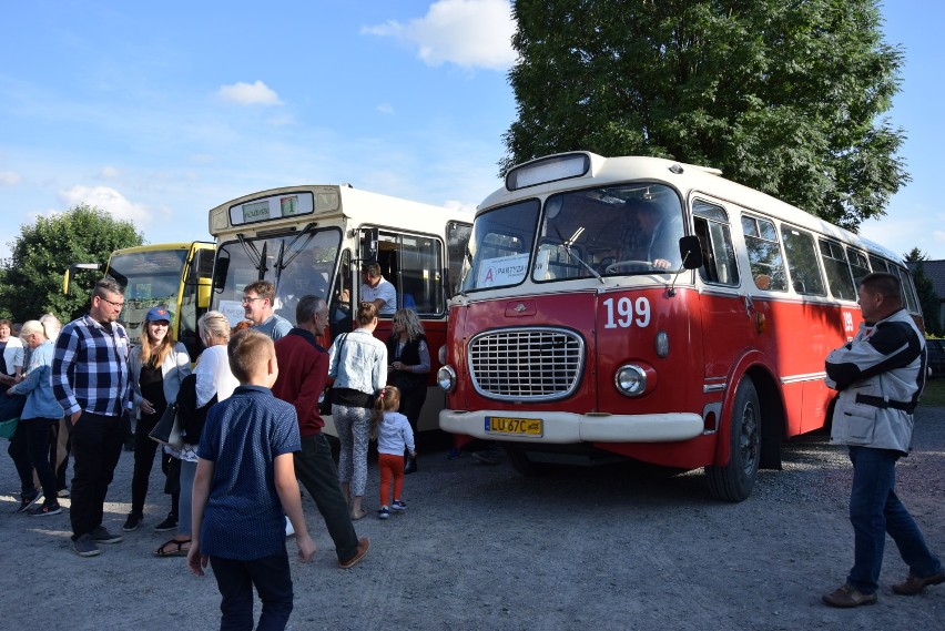 Dni Kraśnika 2019 z MPK Kraśnik. Miasto odwiedziły zabytkowe autobusy (ZDJĘCIA, WIDEO)