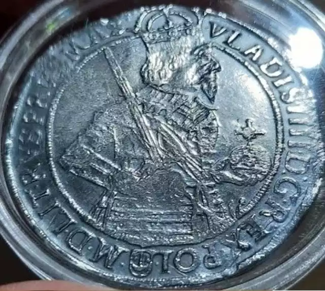 Talar Bydgoszcz 1635 r. Władysław IV Waza.

Właściciel wycenia wartość monety na 12 tysięcy złotych.