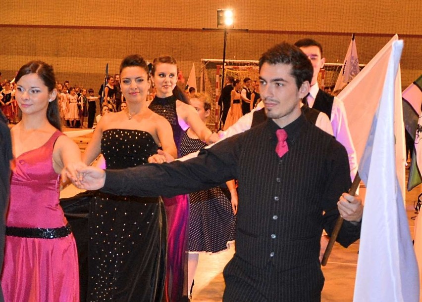 Muszla Bałtyku 2013 [ZDJĘCIA]. Pary z całej Polski zatańczyły w malborskim turnieju