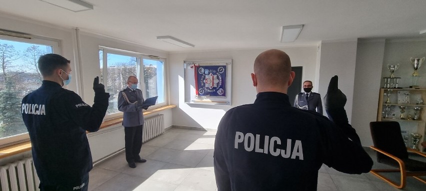 Ślubowanie nowych policjantów w KMP we Włocławku [zdjęcia]